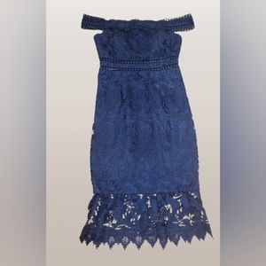 Adrianna Pappel lace dress, Navy color 8 US size, Tag on